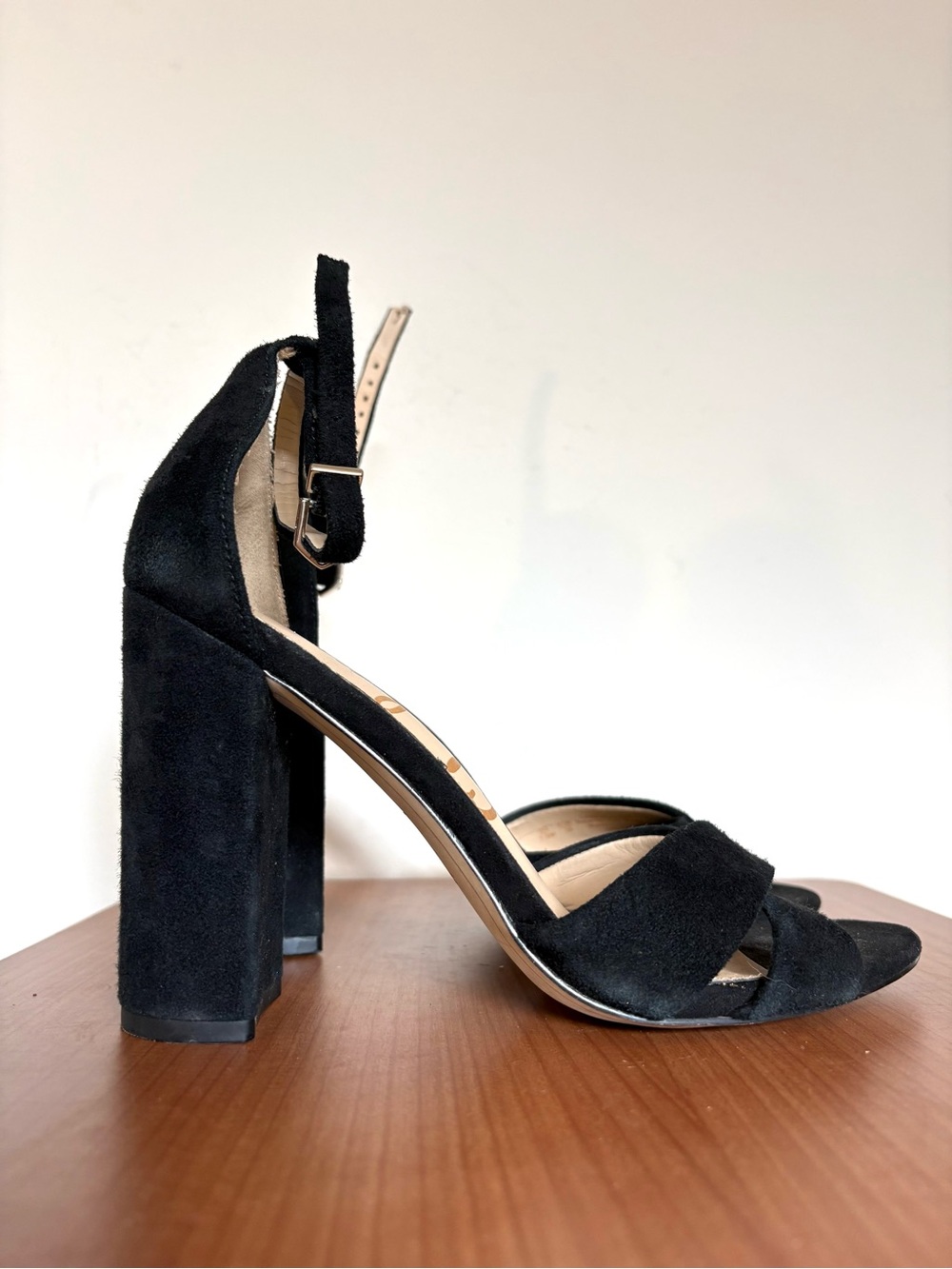 Sam Edelman Yancy Suede Block Heel Sandals Black size 7.5 - Picture 2 of 14